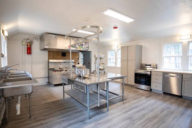 La cucina professionale attrezzata per il catering