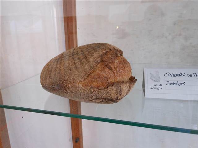 Il civraxiu, il pane tradizionale di Sanluri